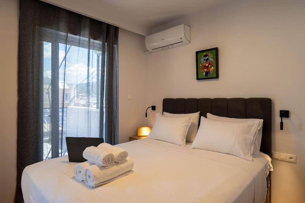 Cityscape Central Kalamata Ngoại thất bức ảnh