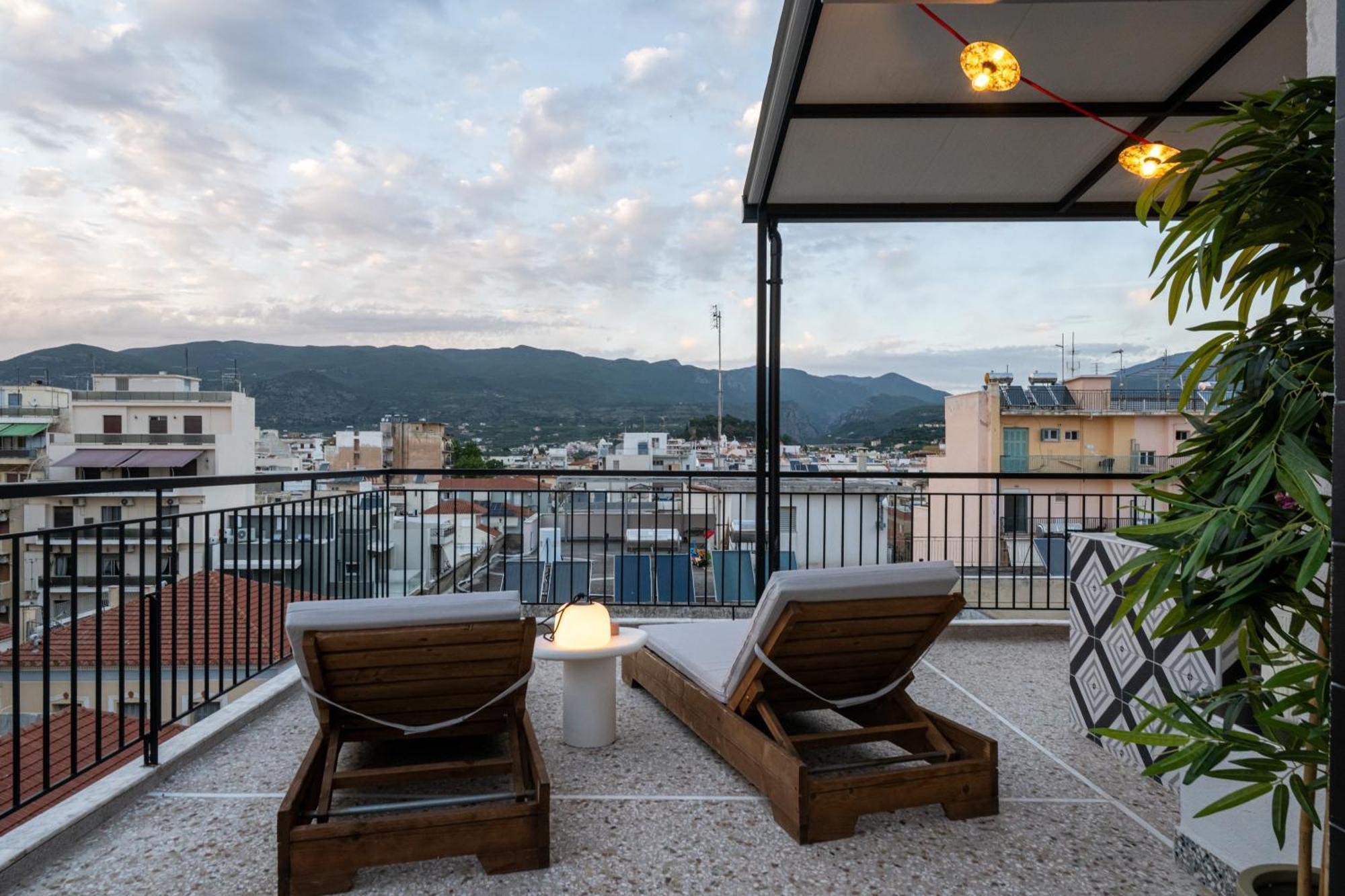 Cityscape Central Kalamata Ngoại thất bức ảnh